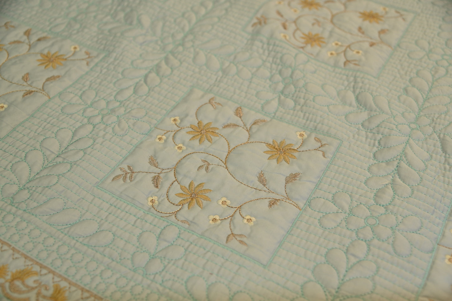 Cotton Satin Bedspread Sc 0013