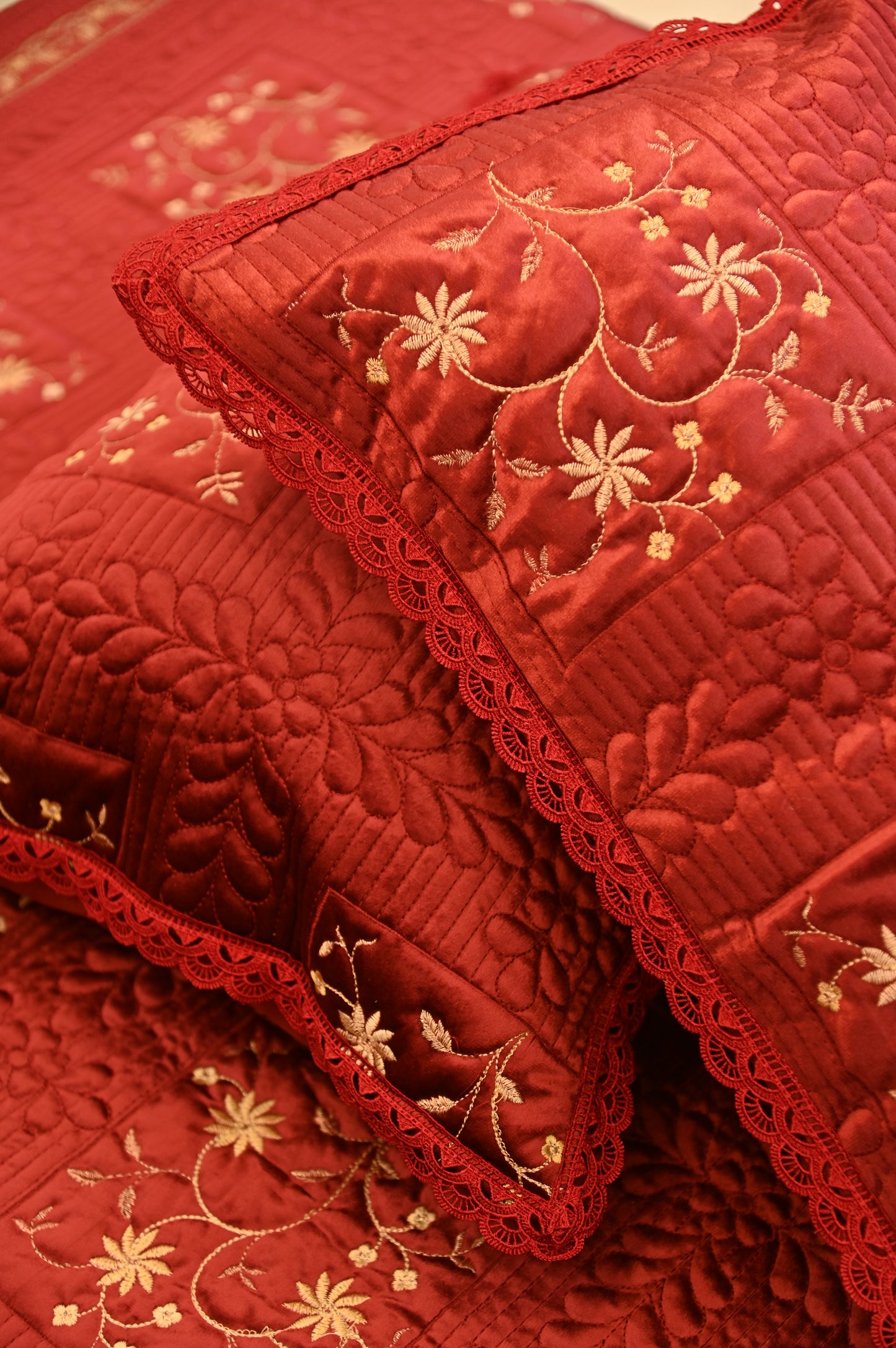 Velvet Bedspread 001
