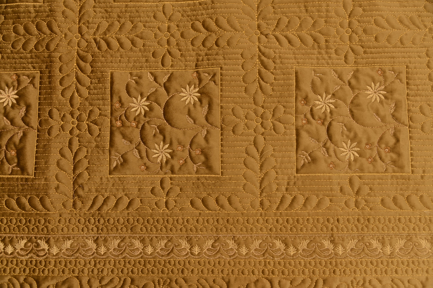 Velvet Bedspread 005