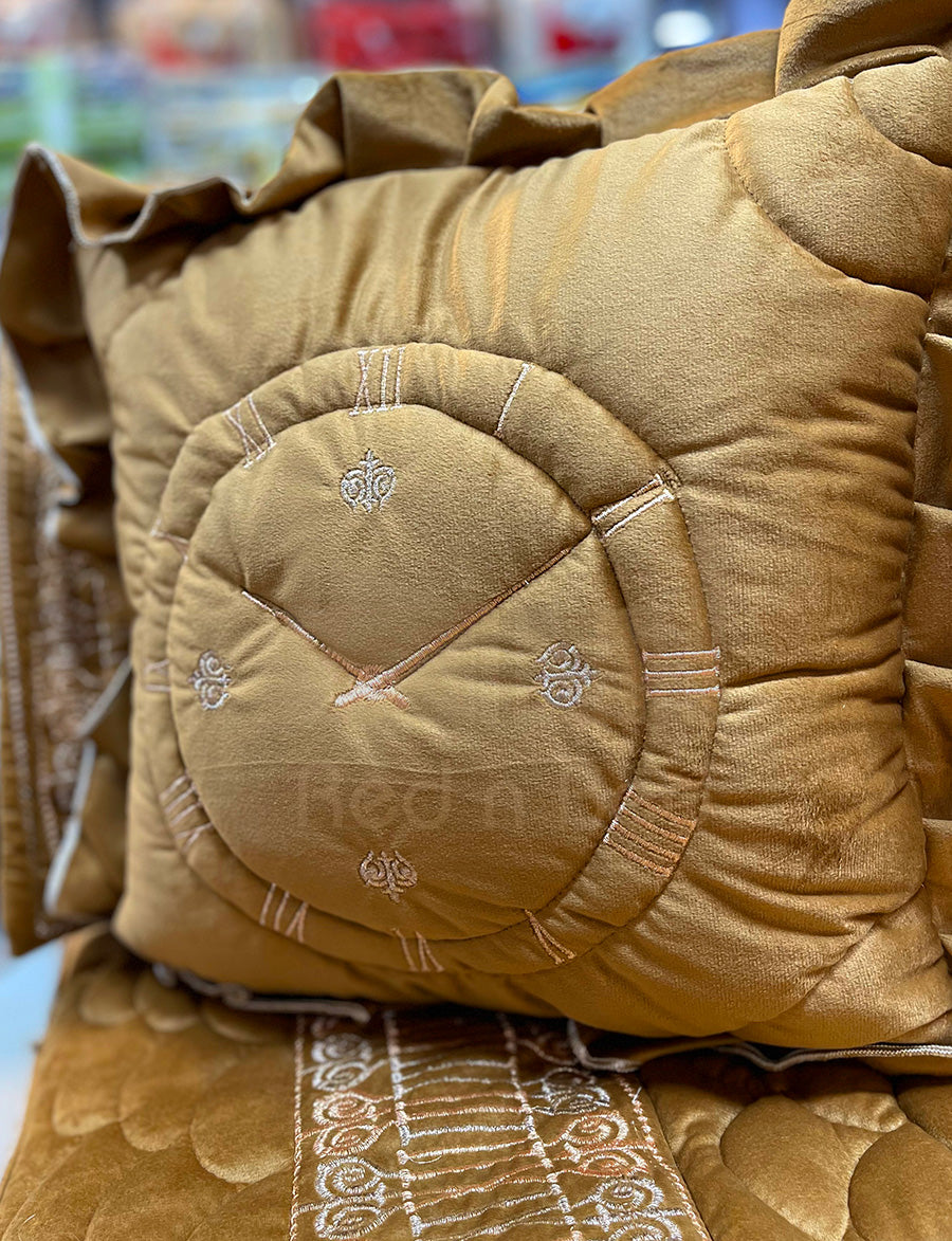 Clock Malai Velvet - Musturd Bown