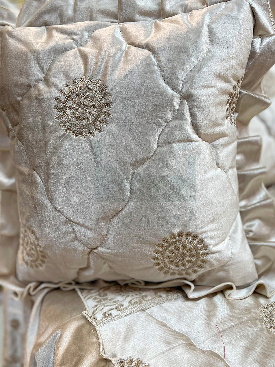 Malai Velvet Embroidered Frill Bridal Set - 010