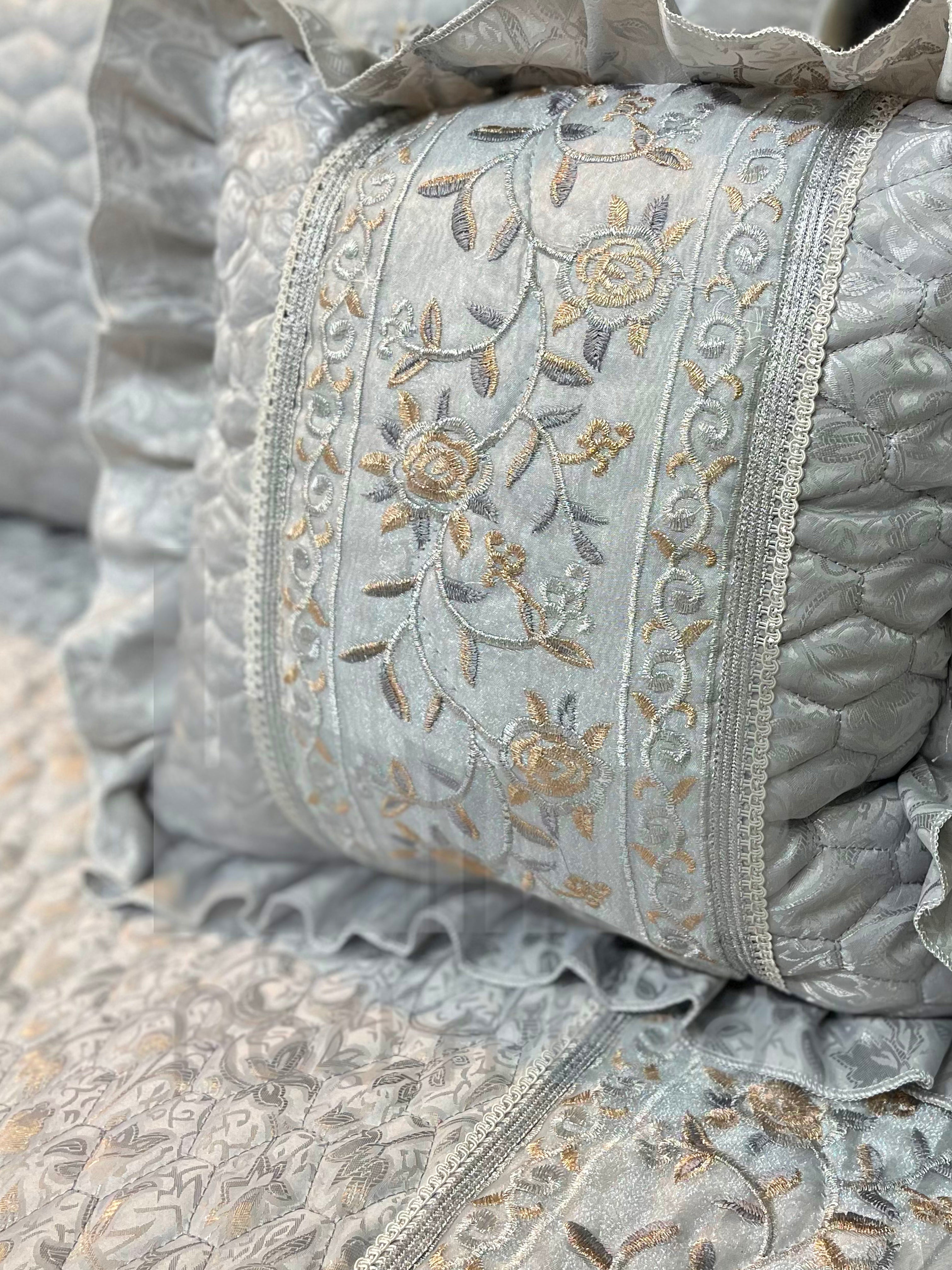 Jaqurad Tissue Embroidered Bridal Set - 012