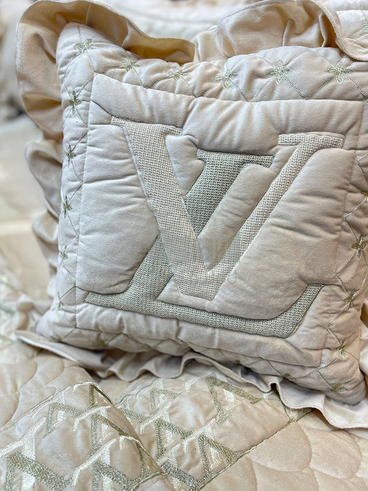 LV Skin Color
